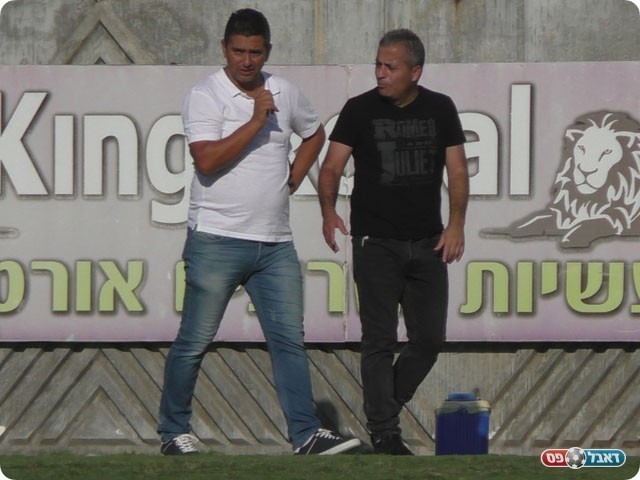 להוריד בפניו את הכובע. טסלפפה